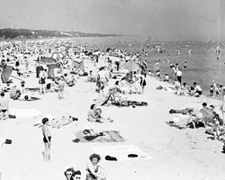 1946 - Washington Park Beach